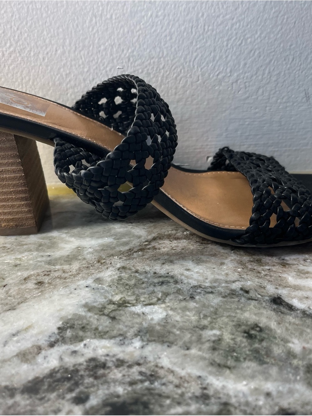 Dolce Vita Woven Two Strap Block Heel Black Sandals Size 8.5 MINT